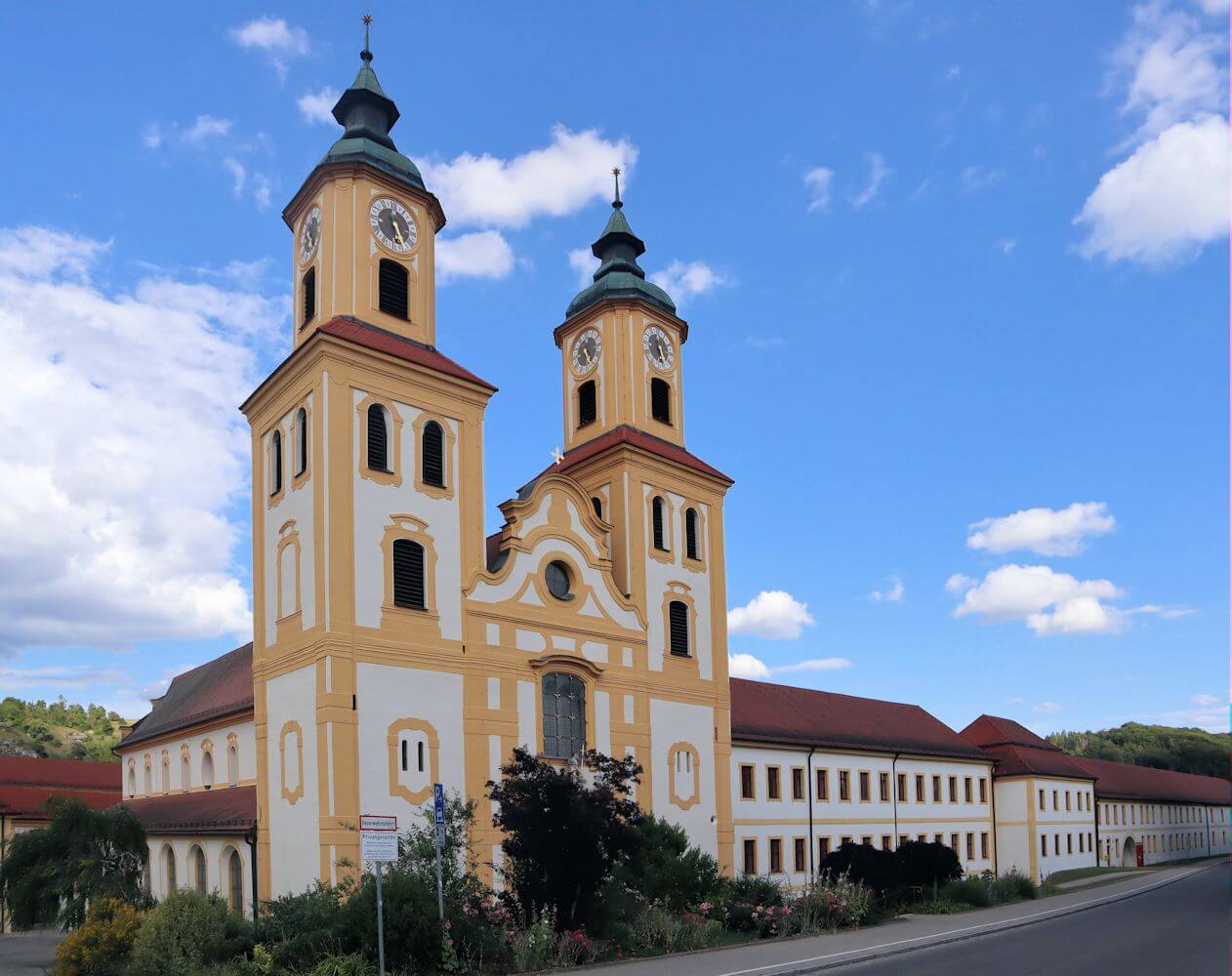 Kirche und ehemaliges Klosters in Rebdorf