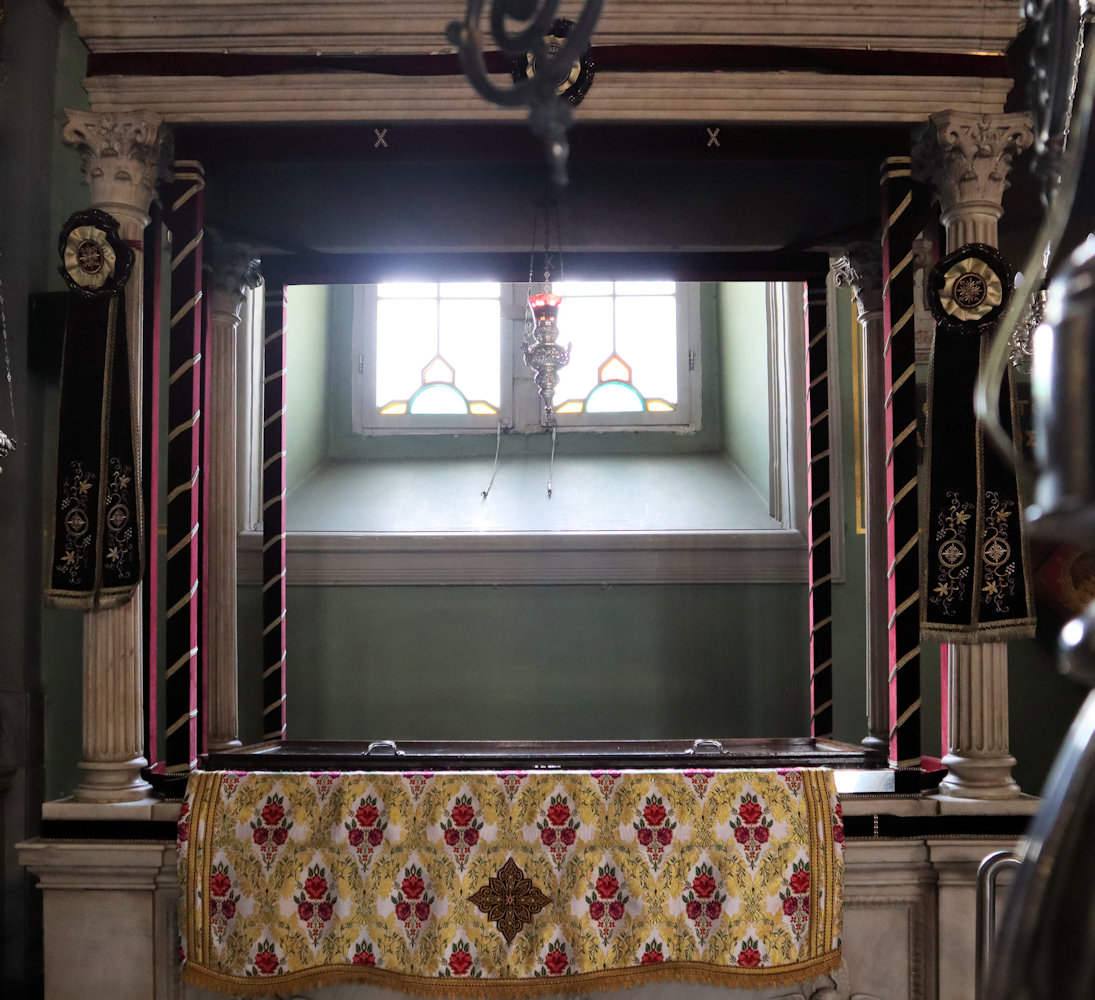 Andreas' alter Sarkophag, in der alten Andreaskathedrale in Patras