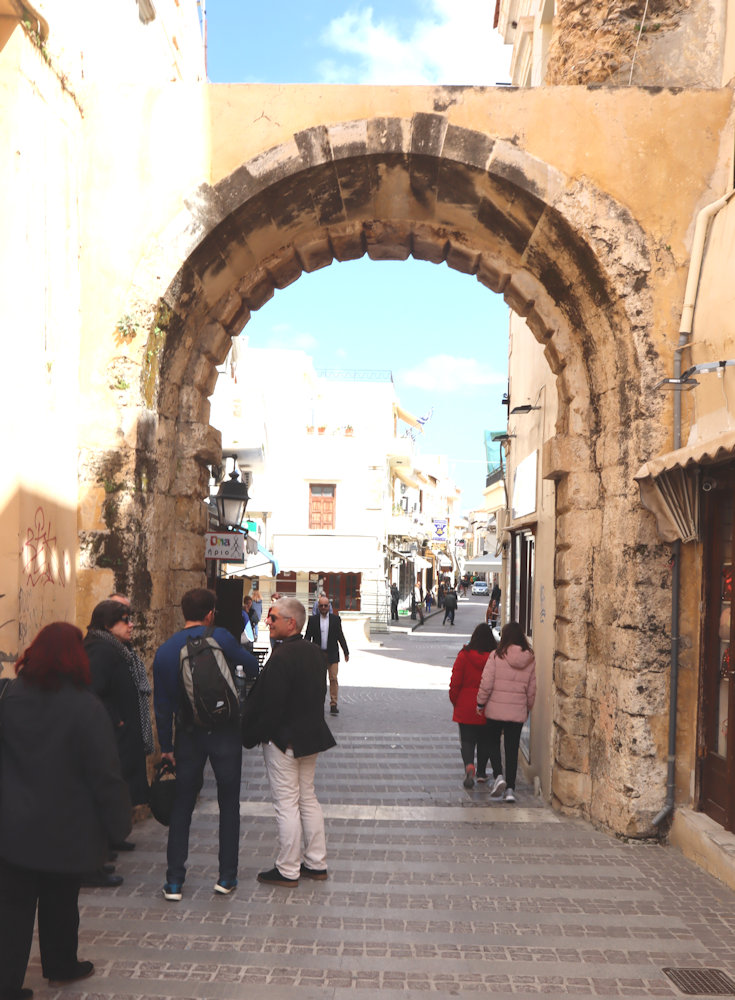 Das recht kleine „Große Tor” in Rethymnon