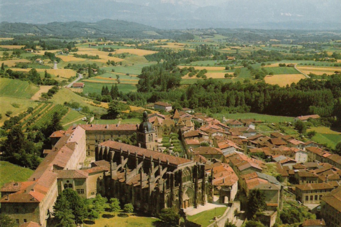 Abtei und Klosterkirche in St-Antoine-l'Abbaye