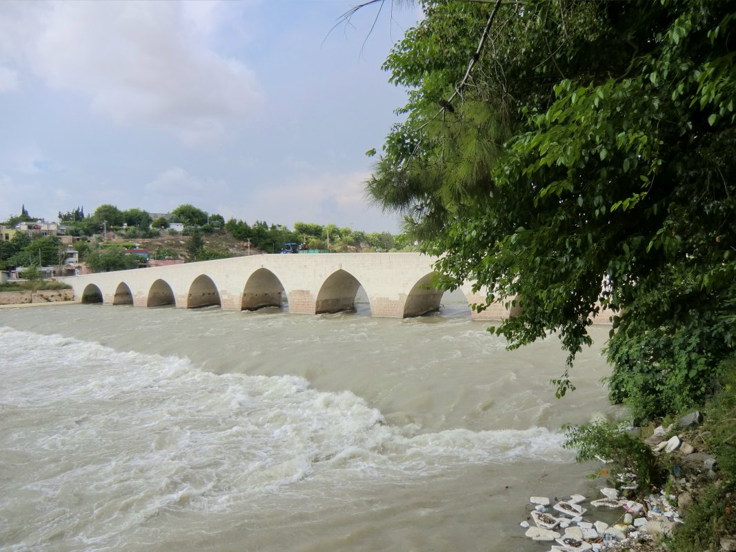 erneuerte römische Brücke in Yakapınar, erbaut um 255, renoviert um 550