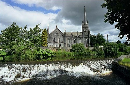 Die nach Brendan benannte Kirche in Birr