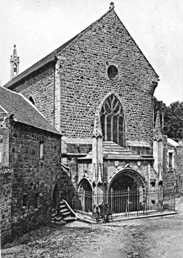 Kapelle Notre-Dame de la Fontaine in Saint Brieuc mit Quelle an der Stelle, wo Brieuc sein Oratorium erbaute