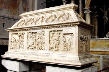 Goro di Gregorio: Sarkophag des Cerbonius, 1324, in der Kathedrale San Cerbone in Massa Marittima