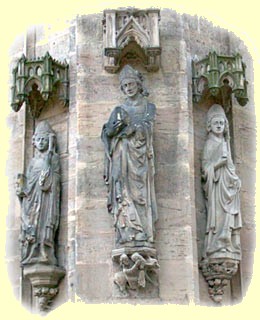 Eoban, Adalar und Bonifatius, Statuen am Mariendom in Erfurt