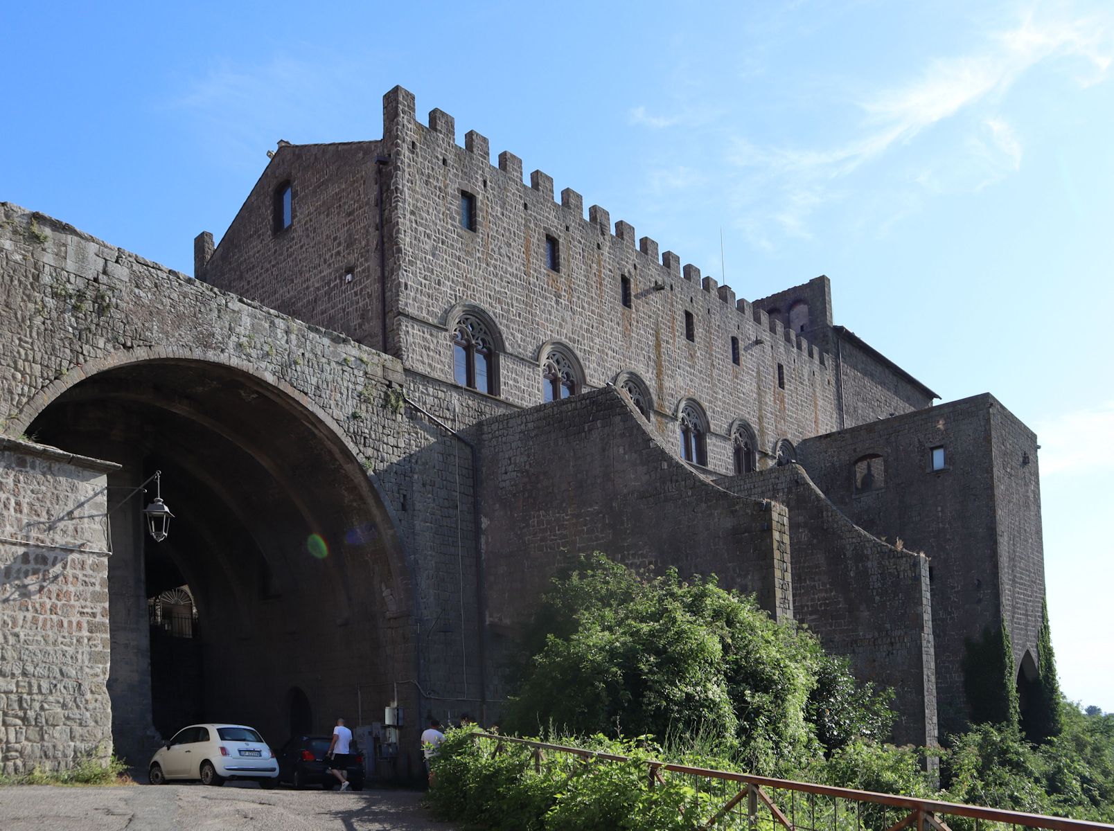 Rückseite des Papstpalastes in Viterbo