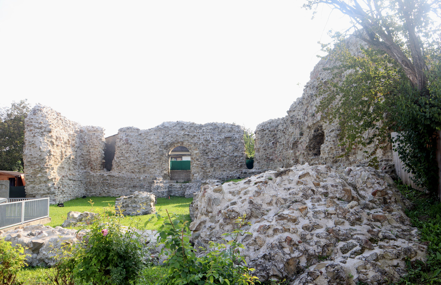 Reste des „Burgus” genannten Eckturms des Römerkastells in Zeiselmauer, gebaut um 375