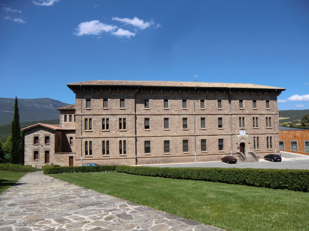 Seminar der Jesuiten neben der Burg Javier