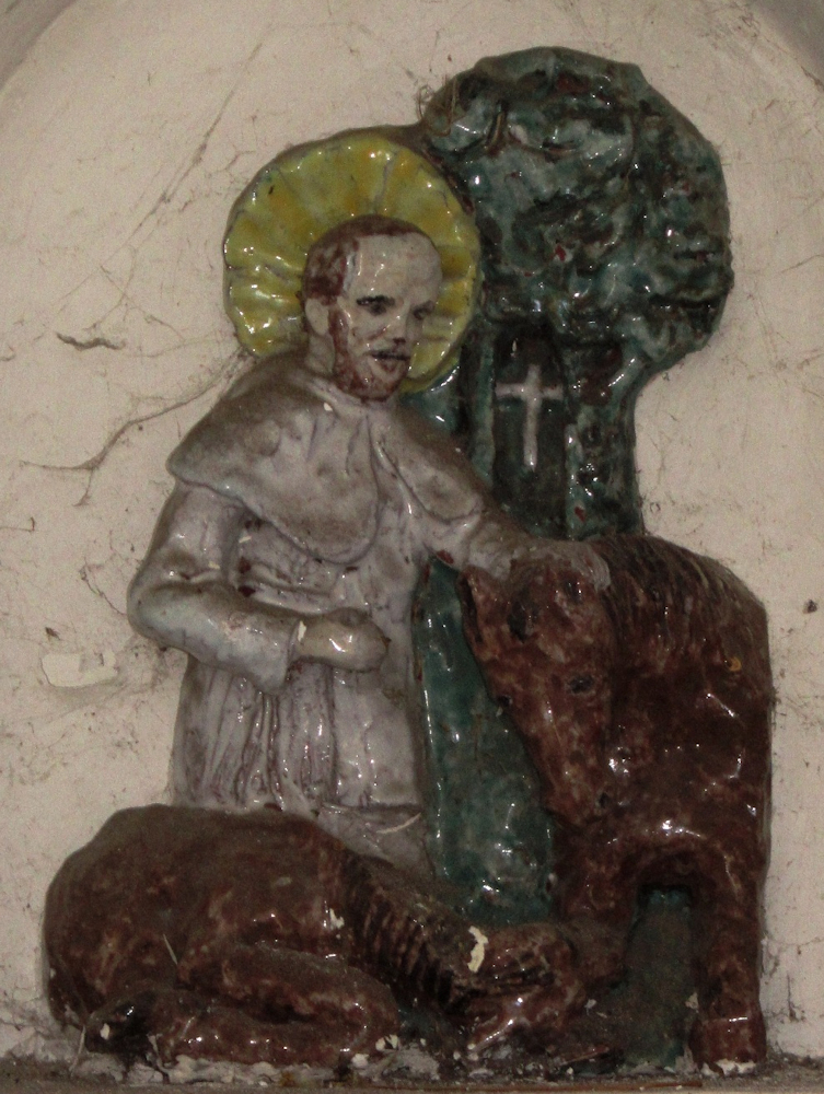 Figur in der Votivkapelle in Californie