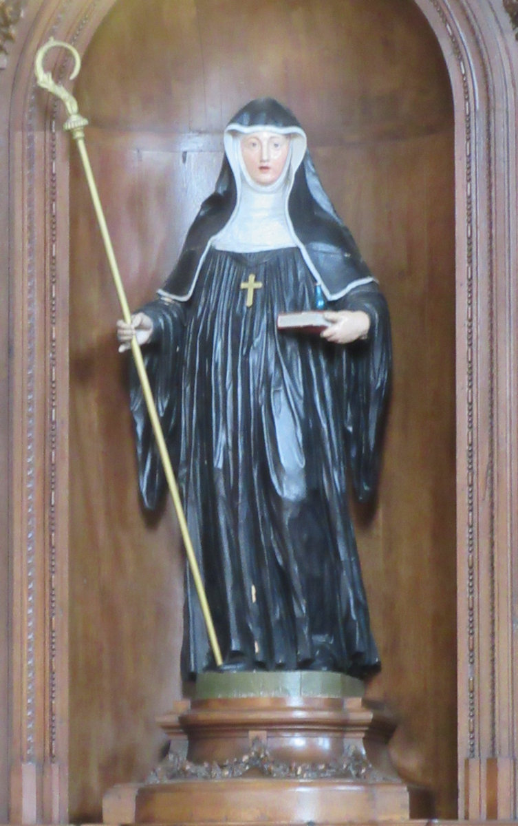 Statue in der ehemaligen Klosterkirche in Walbourg