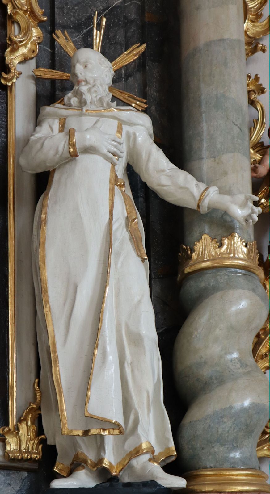 Statue in der Pfarrkirche in Frauenau