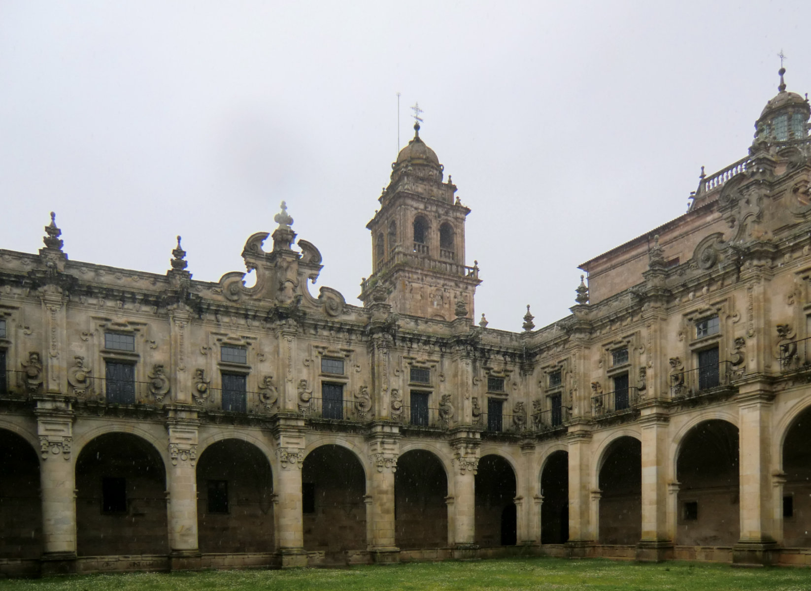 Kreuzgang im Kloster in Celanova