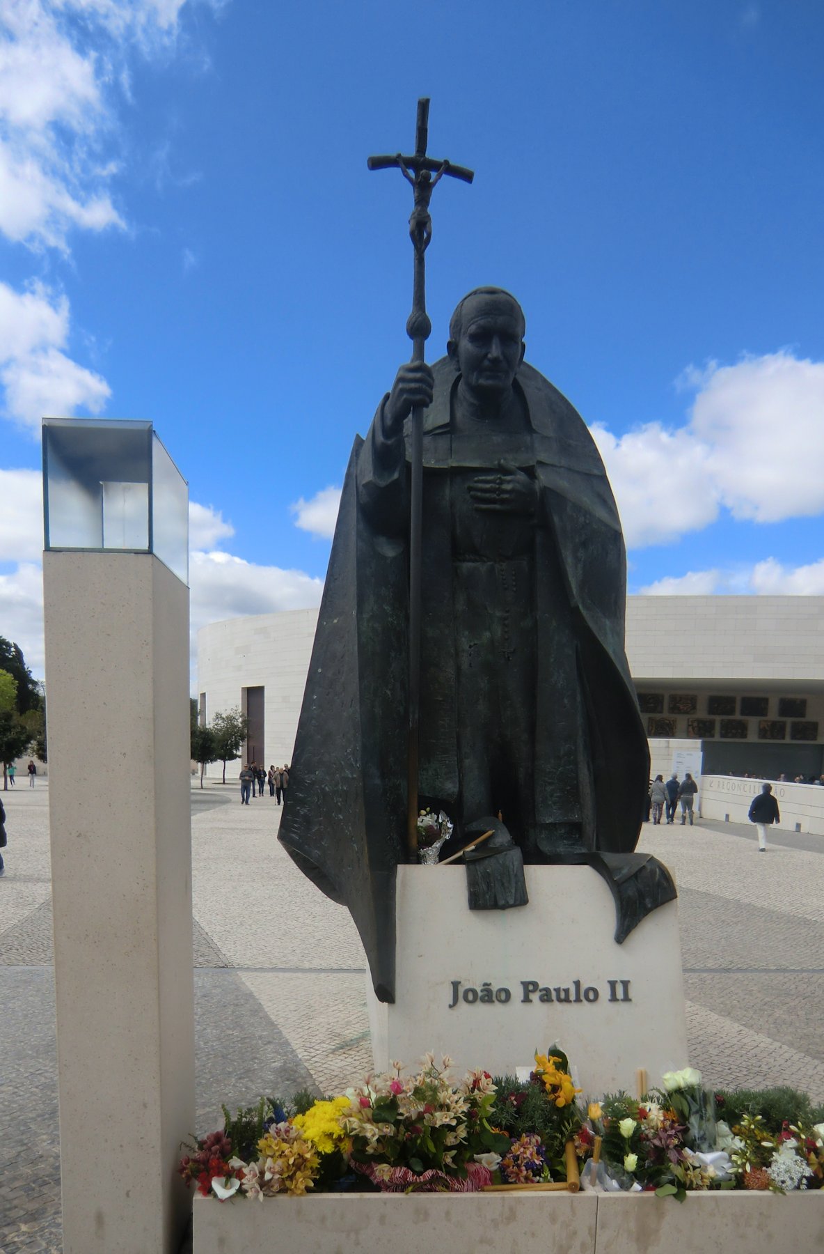 Denkmal im Santuario in Fátima