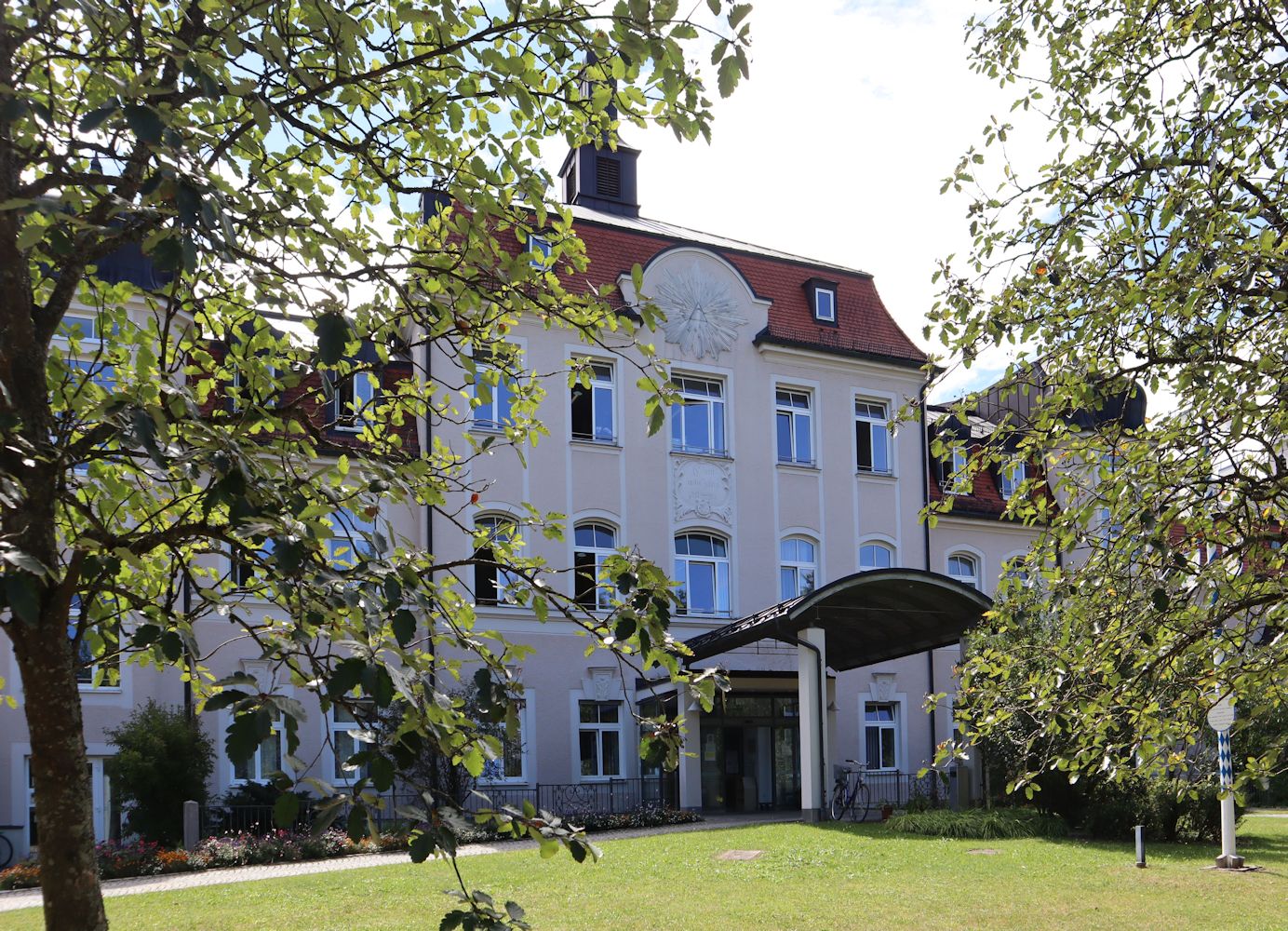 Waldsanatorium</a> in Planegg