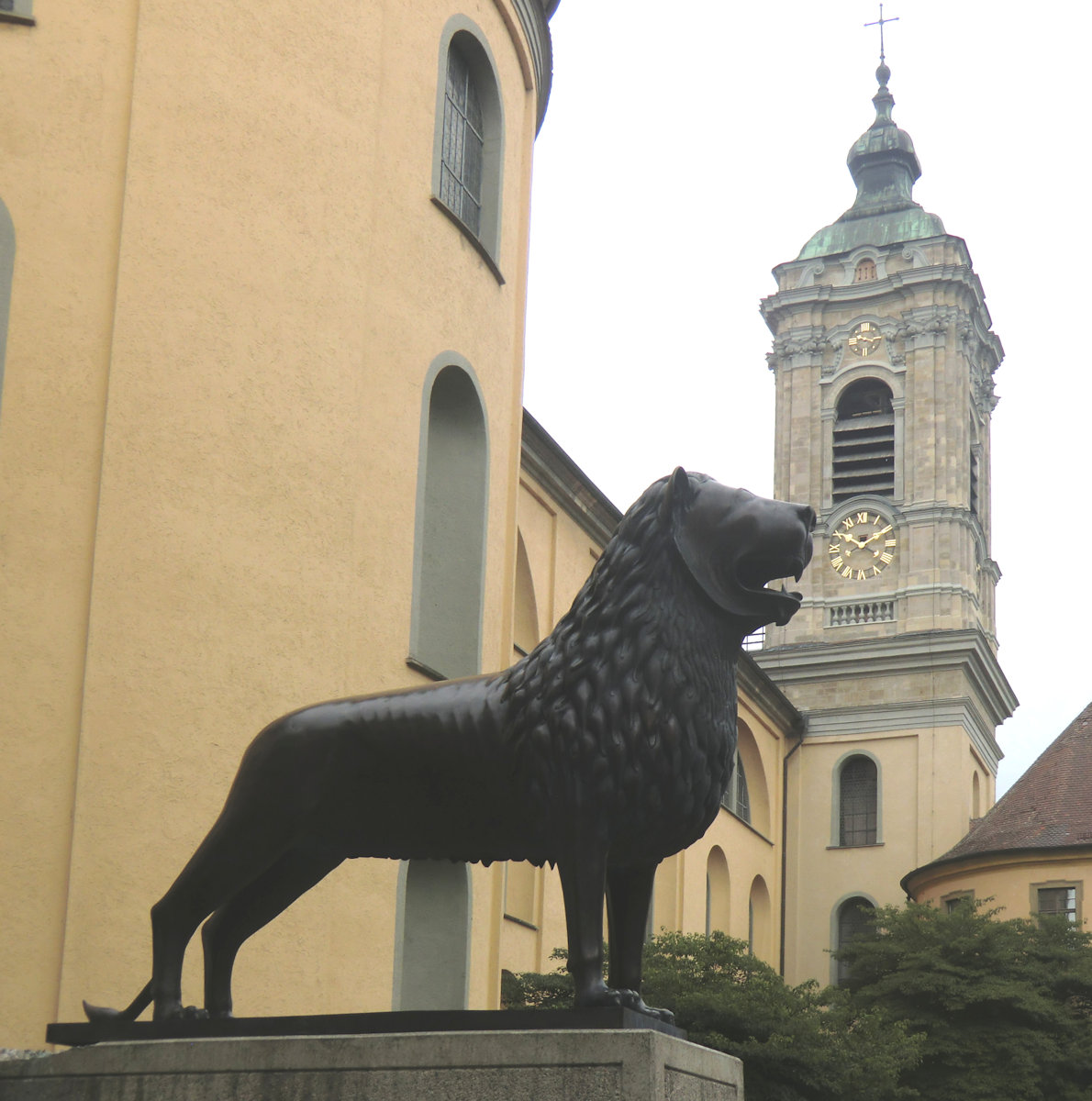 Welfenlöwe, Nachbildung des Originals in Braunschweig aus dem 12. Jahrhundert, 1999, im Innenhof des Klosters in Weingarten