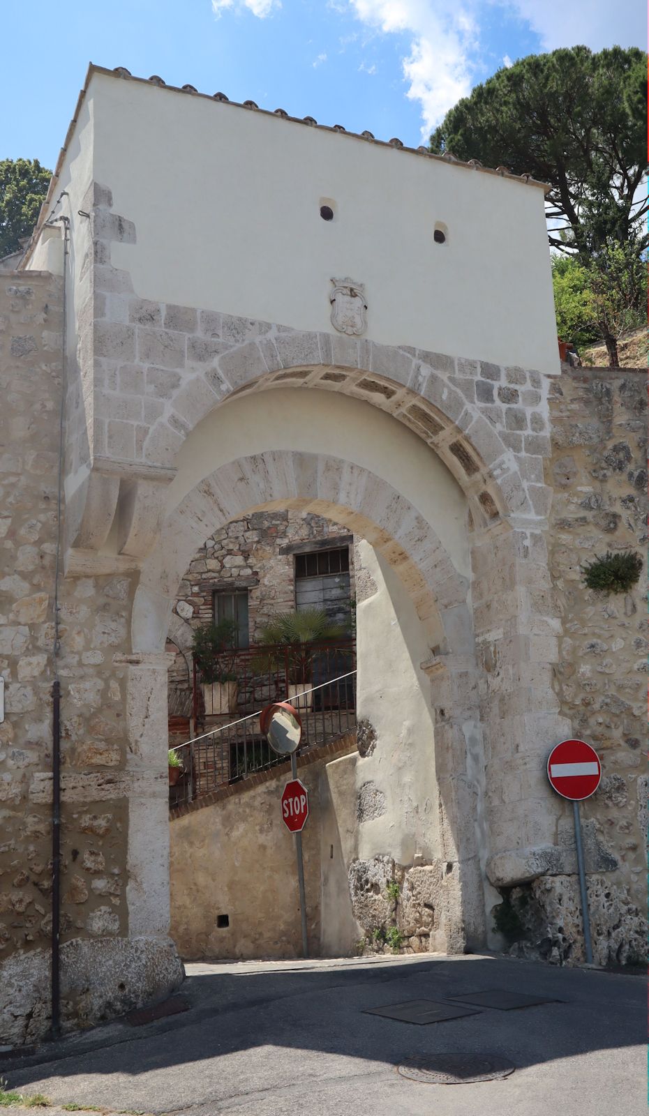 Porta Leone in Amelia