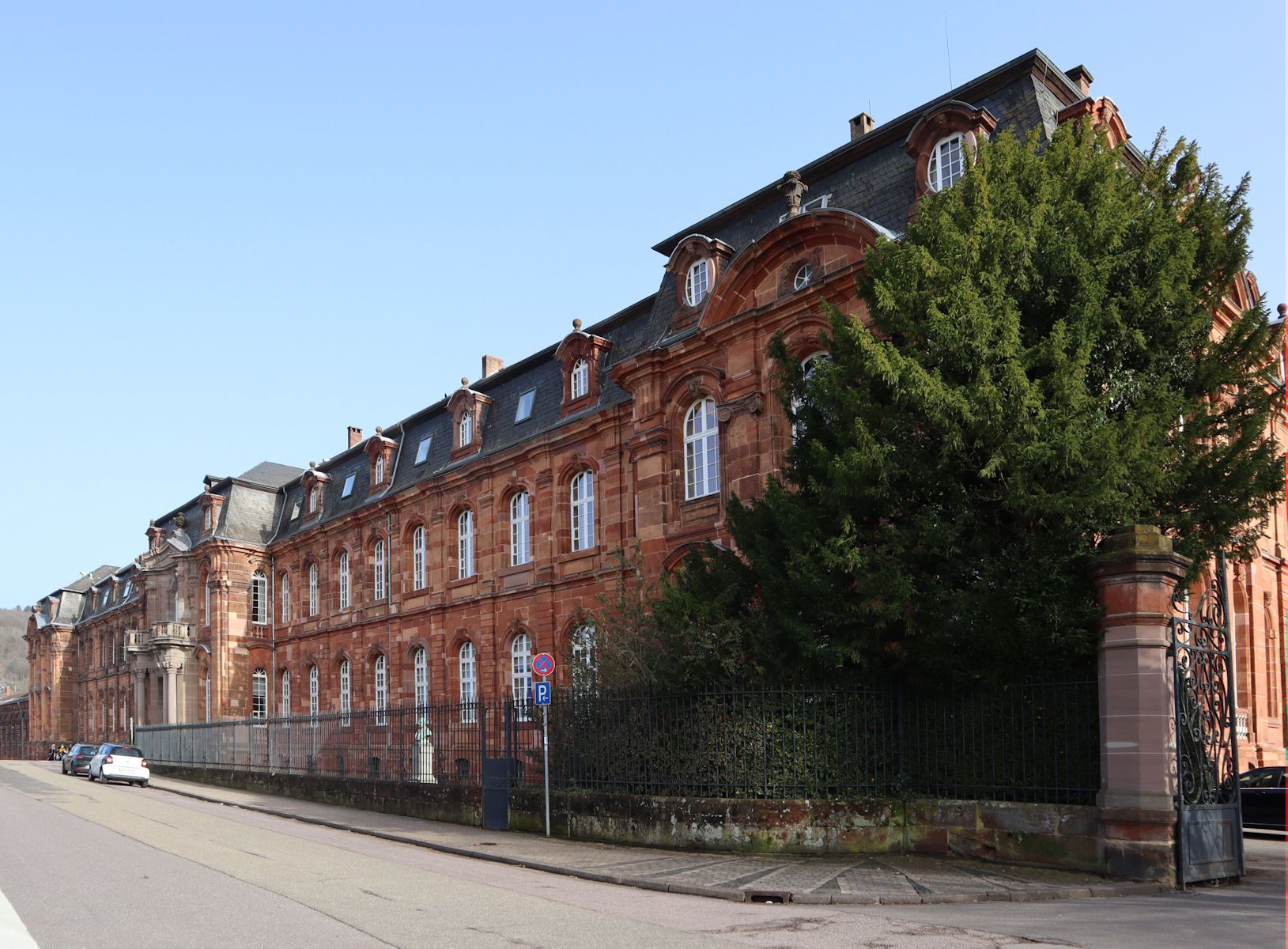 Das 1737 bis 1771 erbaute Abteigebäude des Klosters in Mettlach, heute Sitz der Firma Villeroy & Boch