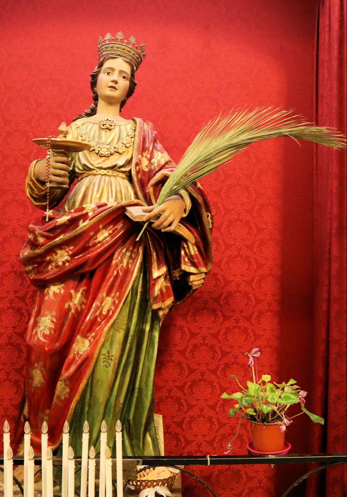 Statue in der Kirche Sant'Agata la Vetere in Catania