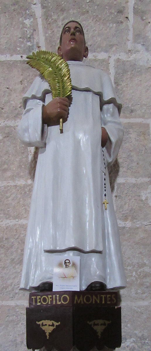 Teófilo Montes Calvo, Statue in derPfarrkirche in Gumiel de Mercado bei Burgos