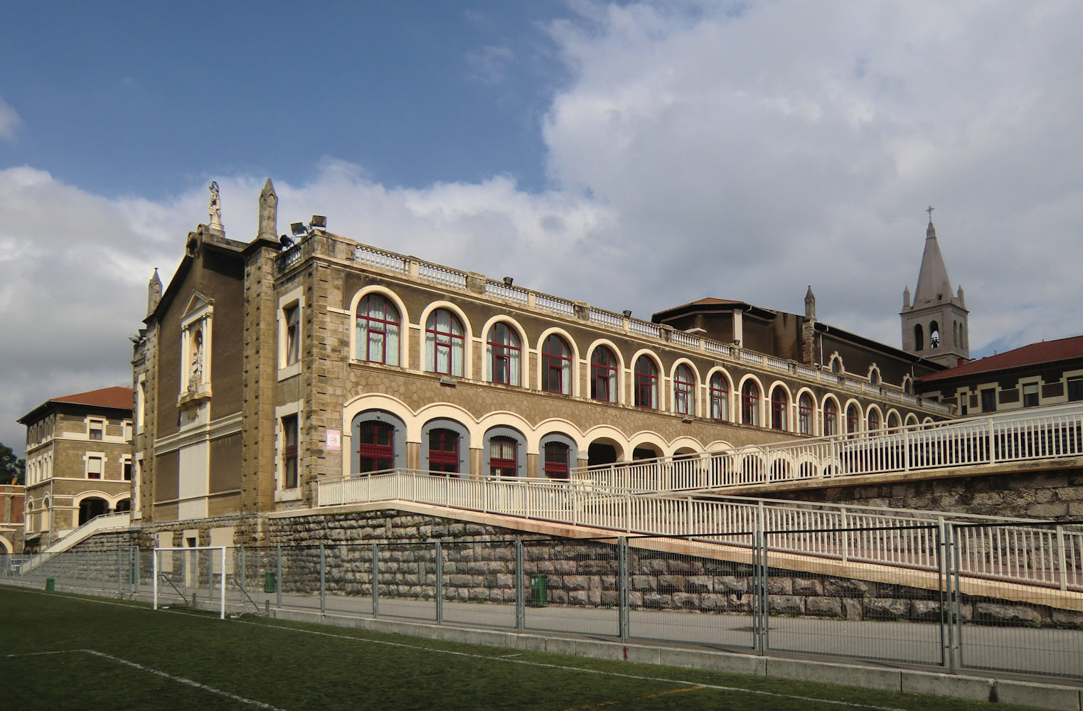 Seminar und Kirche der Salesianer in Bilbao