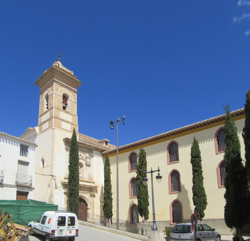 Kirche und Kloster in Vélez-Rubio, bis 1837 der Franziskaner, dann ungenutzt, seit Ende des 19. Jahrhunderts von == Claretiner Nonnen. Nach der Geburt ihrer Tochter stifteten die Eltern 1849 in der Kirche ein Kapelle mit Altar, dessen Christus-Statue aber verloren ging