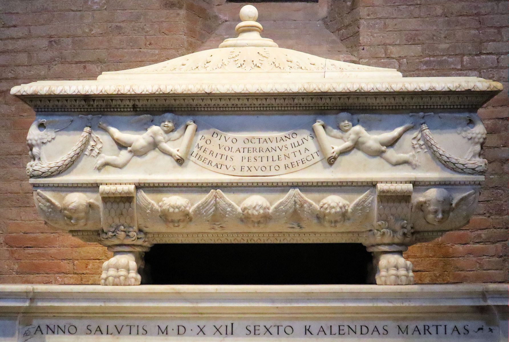 Raffaele Cioli da Settignano; Sarkophag für Oktavian, 1522, in der Kathedrale in Volterra