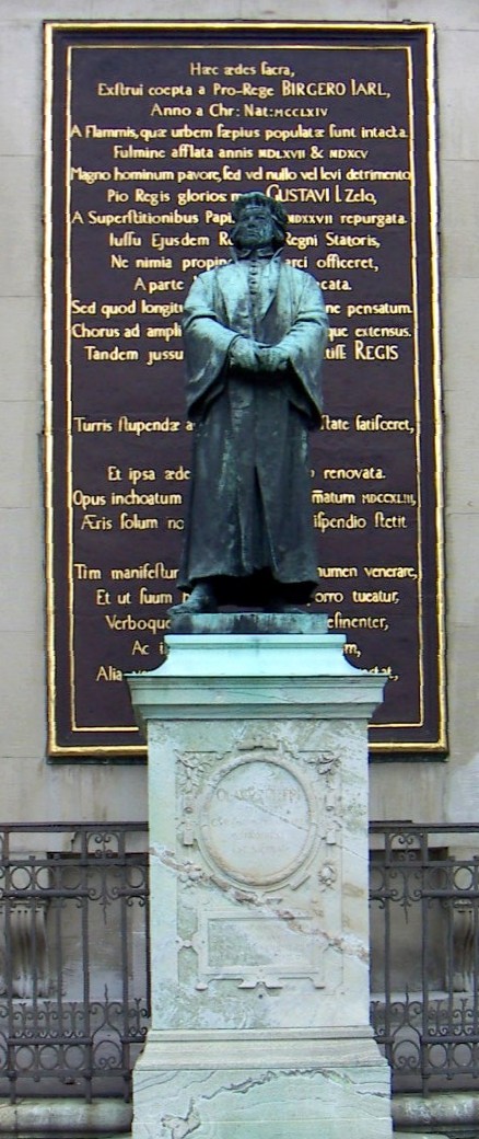 Theodor Lundberg: Bronzestatue, 1898, vor der Stor-Kirche in Stockholm