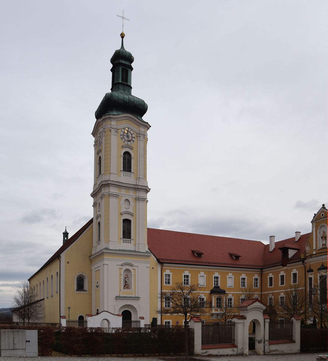 ehemaliges Augustiner-Chorherrenstift in Walderbach