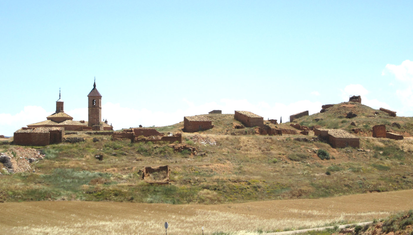 Dorf Torrehermosa von Norden