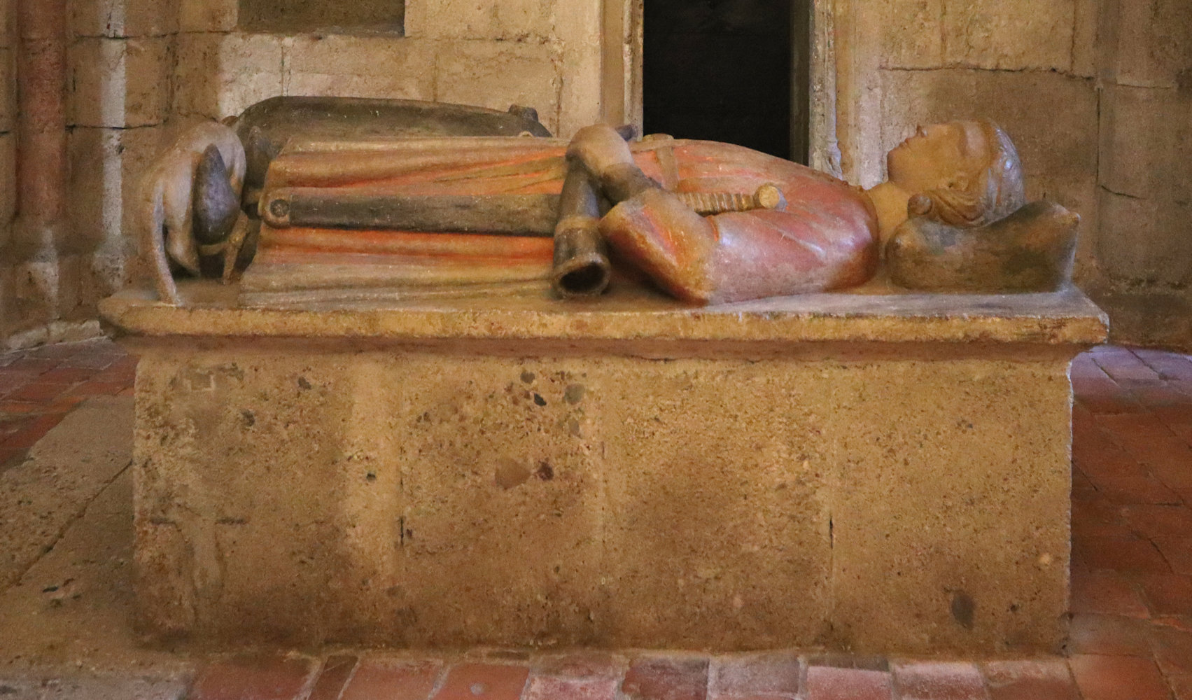 Das Gunthergrab im südlichen Läuthaus der Stiftskirche in Kremsmünster