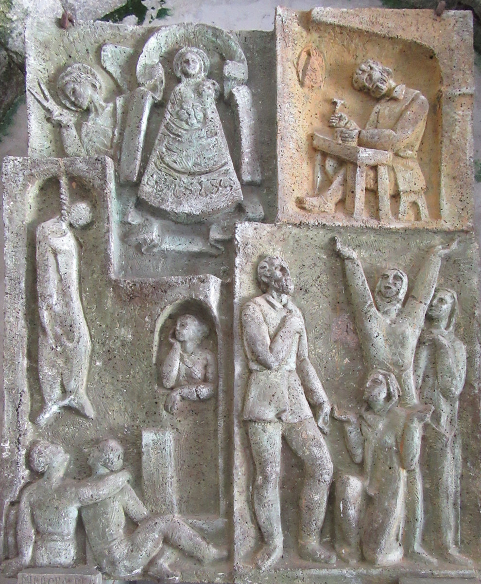 Relief in der „Kapelle der Weißen” im Santuario Nuestra Señora de la Peña de Francia, das das Wunder des vom Galgen geretteten Silberschmiedes zeigt